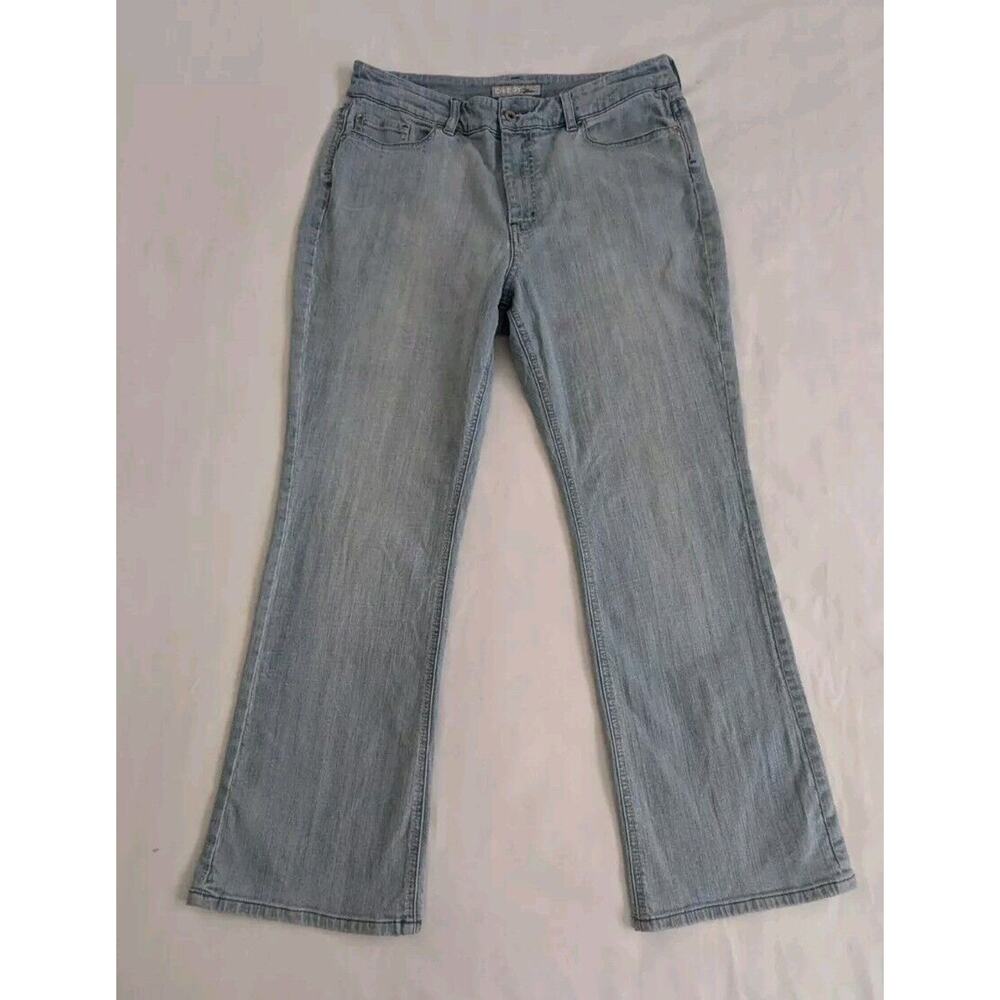 Chico Women's Platinum Jeans Charm SH Jean SZ 2.5 Short Distressed Stretch Light